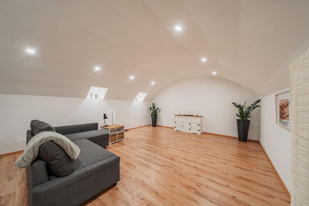 Ferienwohnung 117 M² Near Nussdorferstrasse Wien Exterior foto